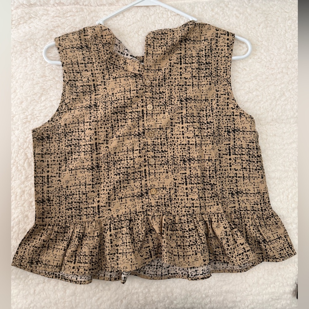 Women’s Stylish Tan and Black Top and Pants Set